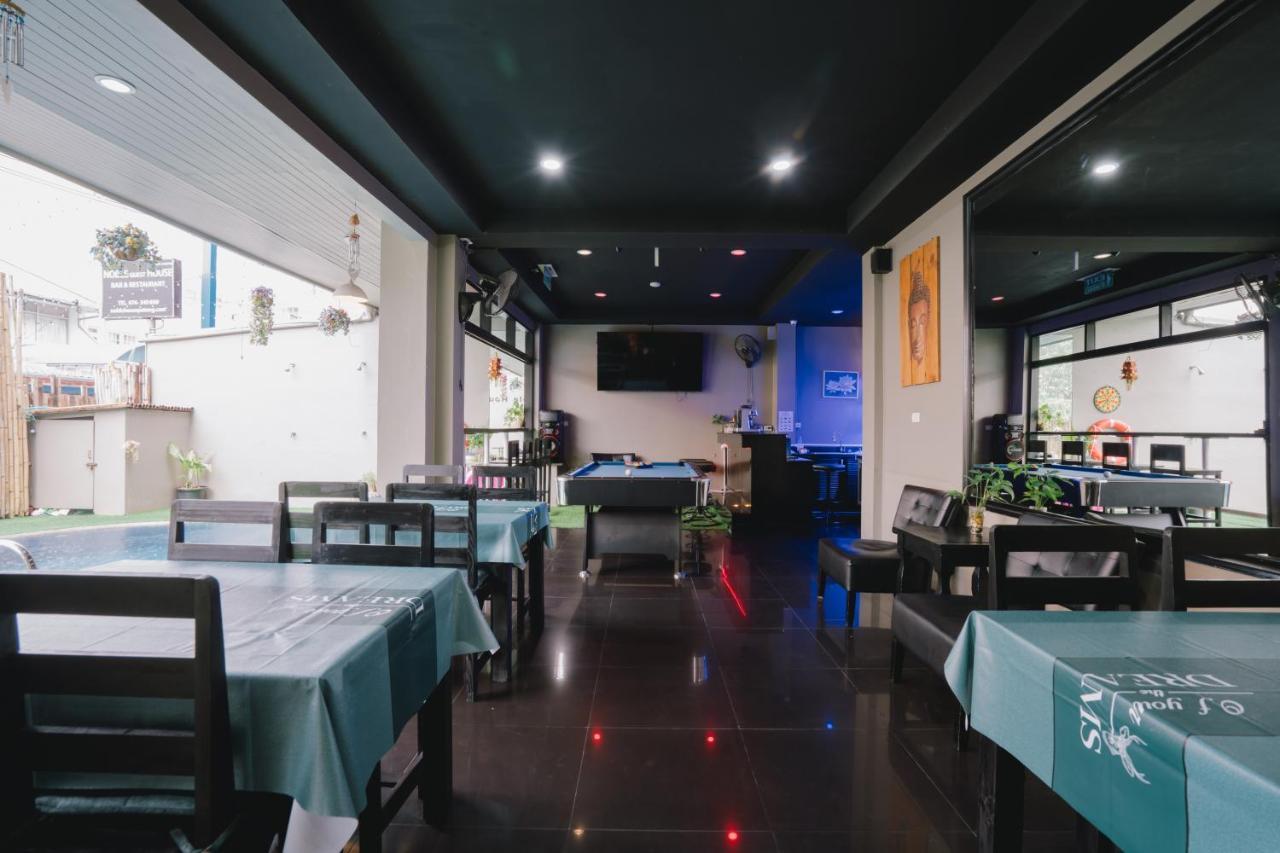 Отель Noble House Patong Экстерьер фото